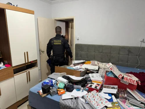 PF cumpre mandados contra grupo suspeito de fraudar FGTS no Tocantins